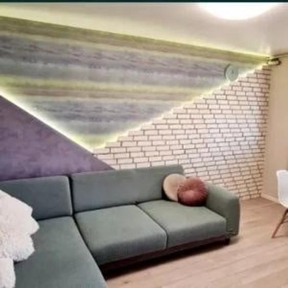 Apartament cu 2 camere decomandat, mobilat în Podu Roș