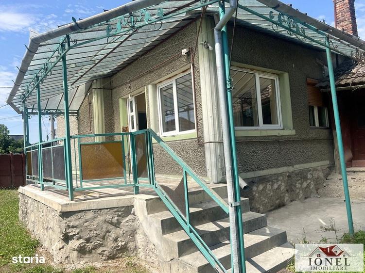 Casă cu 3 camere cu Teren 1138 Mp în Teiu