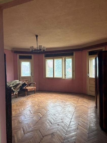 Casă cu 4 camere în Odoreu