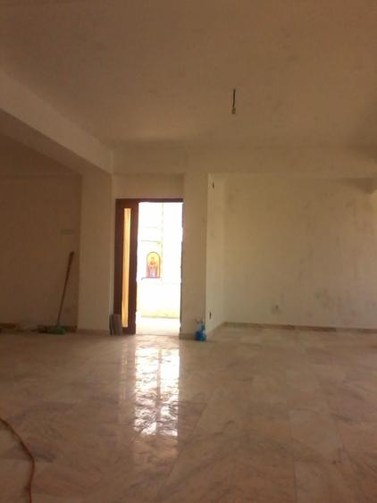 Spațiu comercial, de 120 mp, în Central
