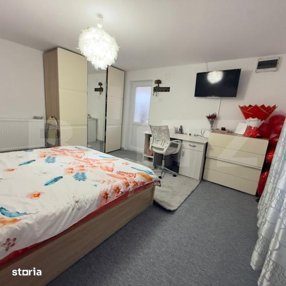 Casă cu 9 camere cu Teren 1860 Mp în Scoarța