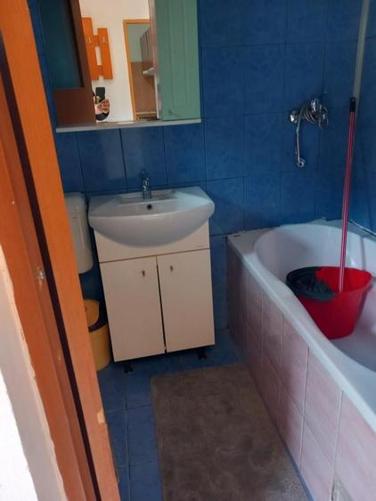 Garsonieră decomandată în Stupini