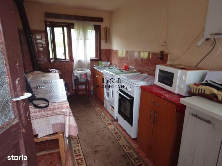 Casă cu 4 camere cu Teren 2651 Mp în Rișculița