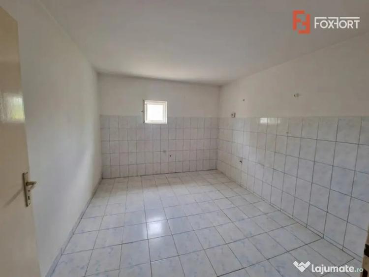 Casă cu 3 camere cu Teren 2096 Mp în Ianova