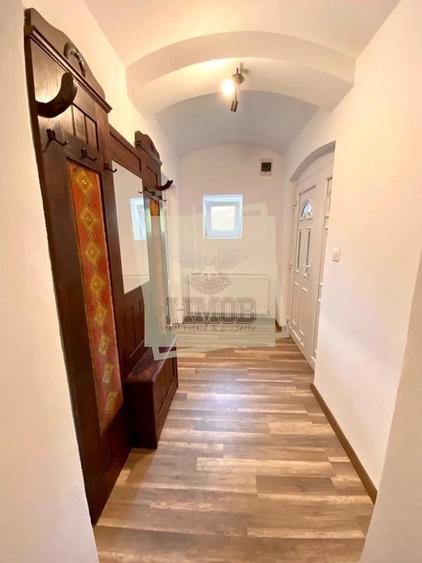 Apartament la vila 82 mp utili 2 camere 2 bai in Parcul Sub Arini - 1