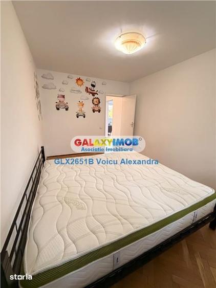 Apartament cu 3 camere, mobilat în Tei