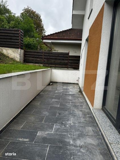 Casă cu 4 camere în Tăuți