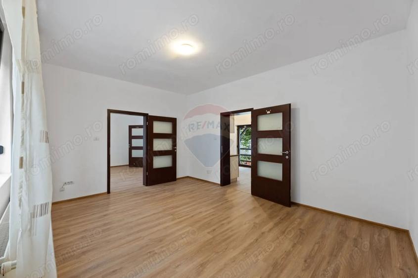 Spațiu comercial, de 75 mp, în Pârneava