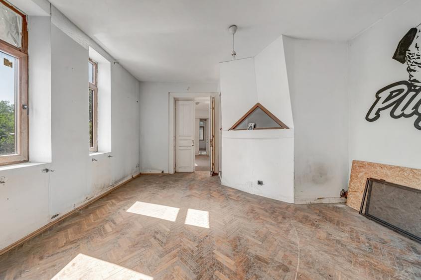 Duplex cu 7 camere cu Canalizare în Timpuri Noi