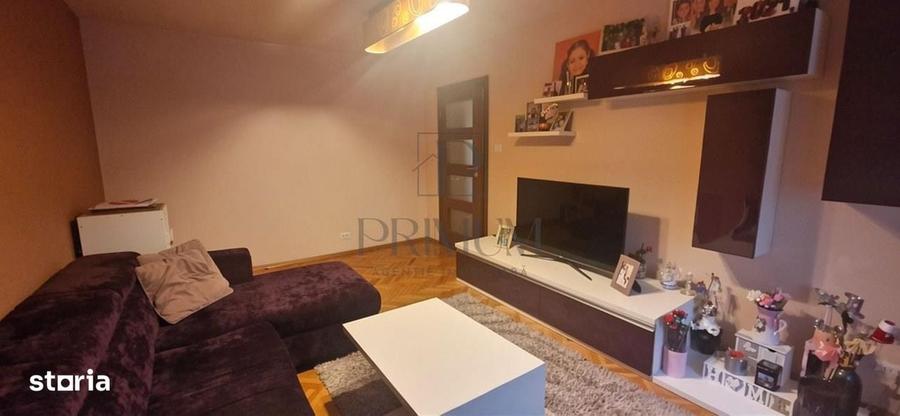 Apartament cu 4 camere decomandat în Aradului