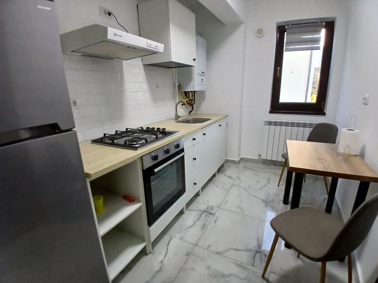 Garsonieră decomandată, mobilată în Păcurari
