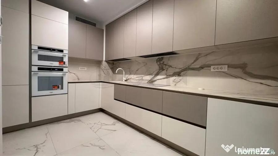 Apartament cu 4 camere decomandat în Aviatorilor