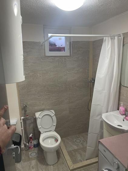 Garsonieră decomandată în Central