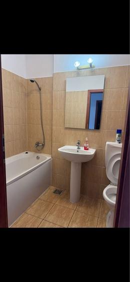 Garsonieră decomandată în Central