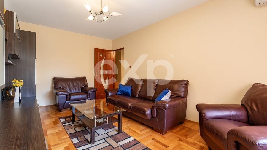 Apartament cu 3 camere decomandat, mobilat în Girocului