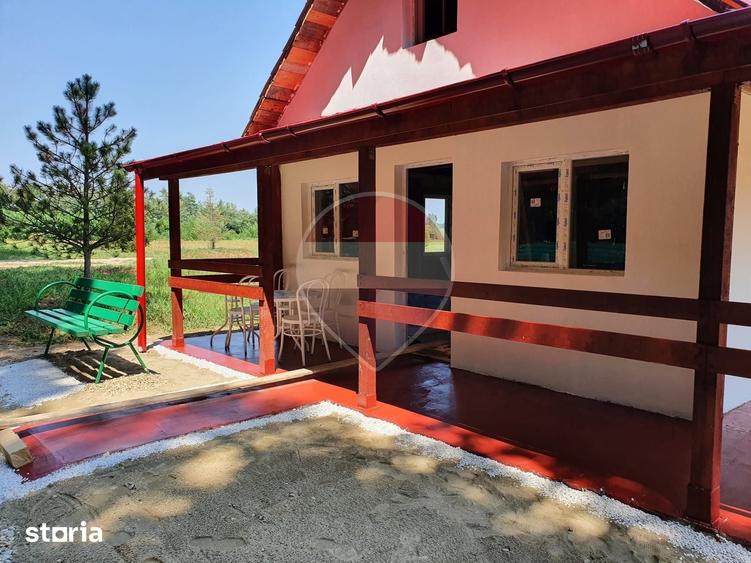 Casă cu 4 camere cu Teren 1000 Mp în Periș