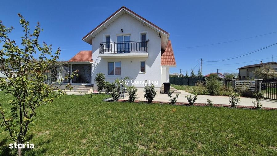 Casă cu 3 camere cu Teren 689 Mp în Crevedia