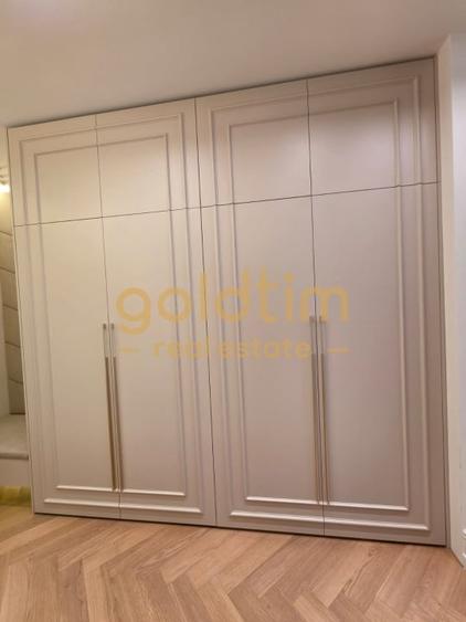 Casă individuală cu 5 camere cu Canalizare în Pipera