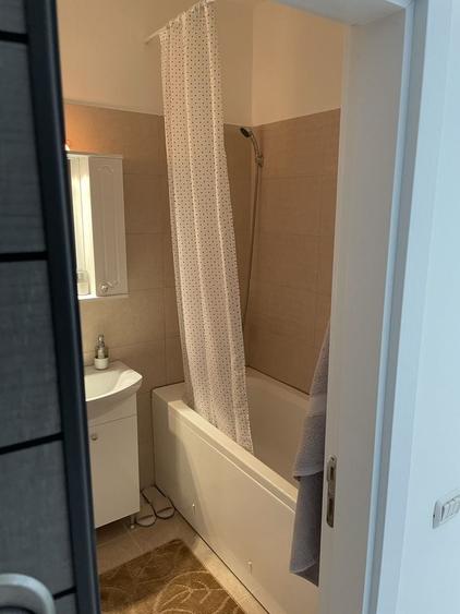 Apartament cu 2 camere decomandat în Chiajna