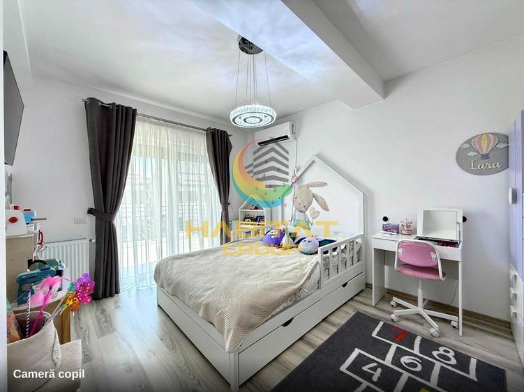 Duplex cu 4 camere cu Canalizare în Central