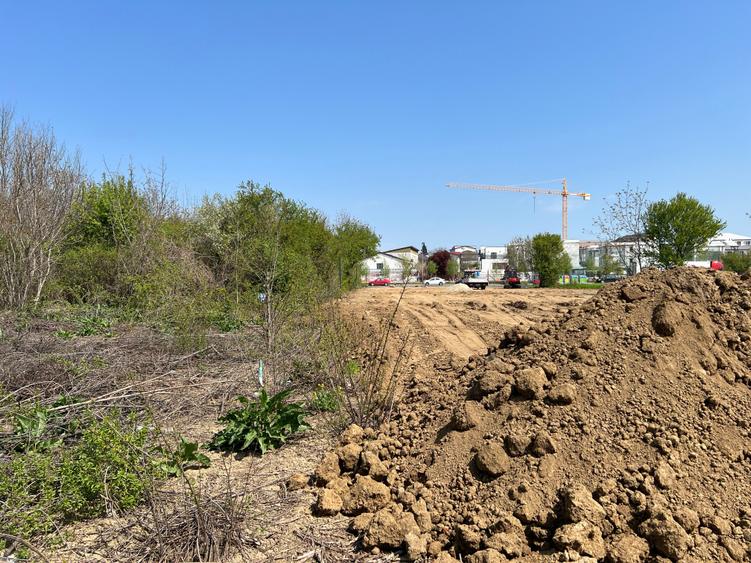 Teren Construcții intravilan de 1045 mp, în Splaiul Unirii
