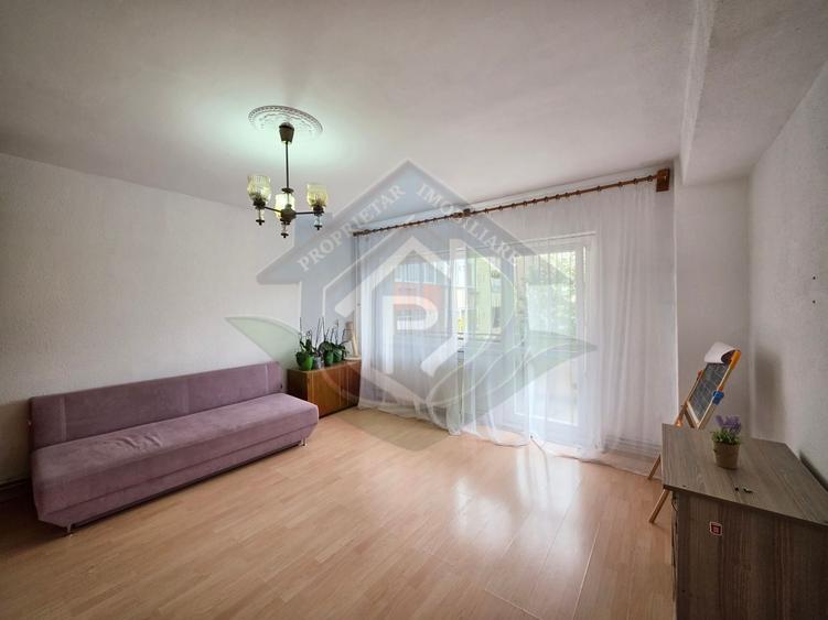 Apartament cu 2 camere semidecomandat în Noua