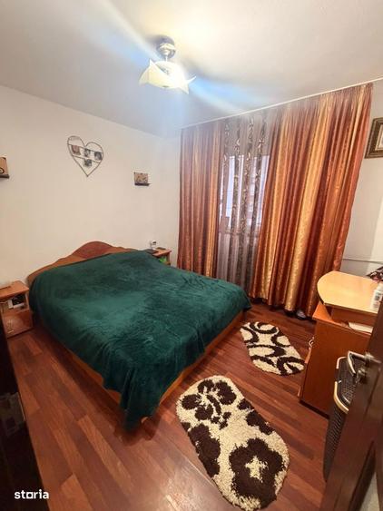 Apartament 3 camere Zona Sud - etaj 1/4 - 47mp- 55000 euro - 3