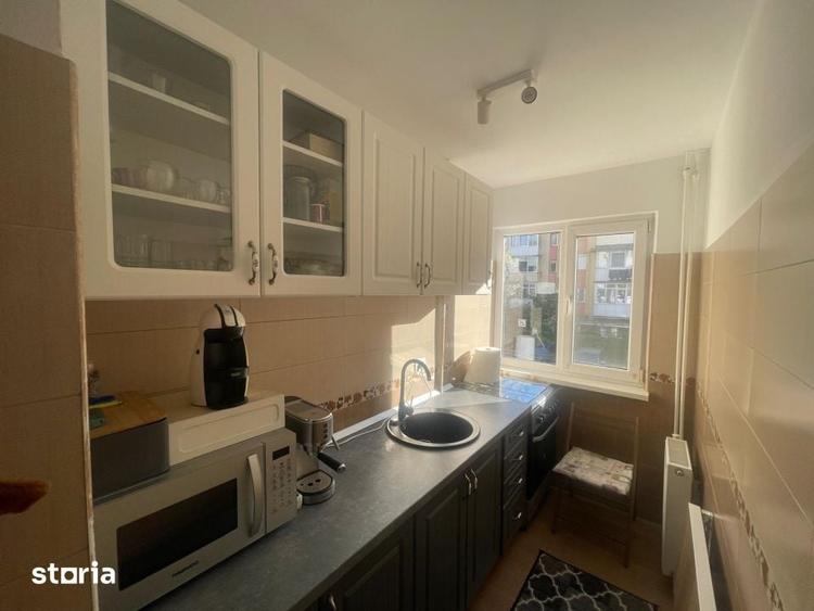 Apartament cu 2 camere în Craiovița Nouă
