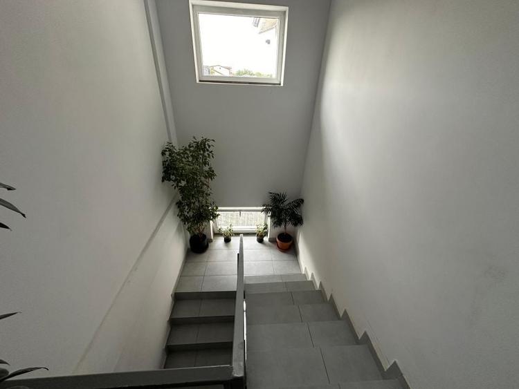 Apartament cu 2 camere decomandat, mobilat în Industriilor