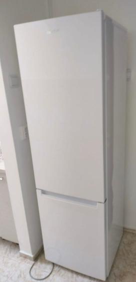 Apartament cu 2 camere semidecomandat în Florilor
