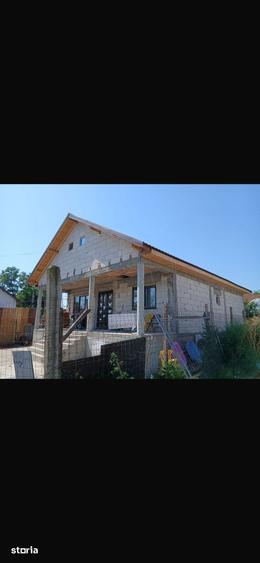 Casa cu 3 camere, Lumina - 3