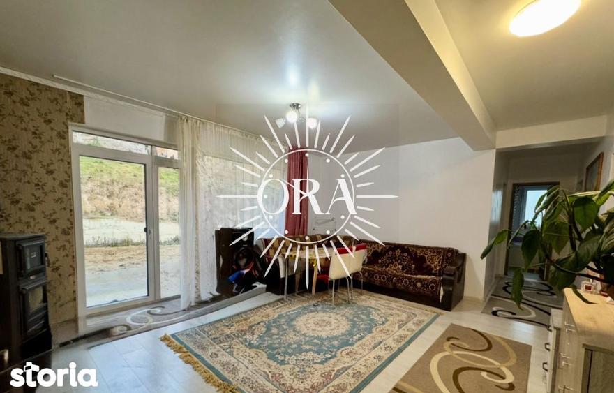 Casă cu 5 camere cu Teren 2418 Mp în Feleacu