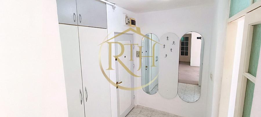 Apartament cu 2 camere semidecomandat în Medicină