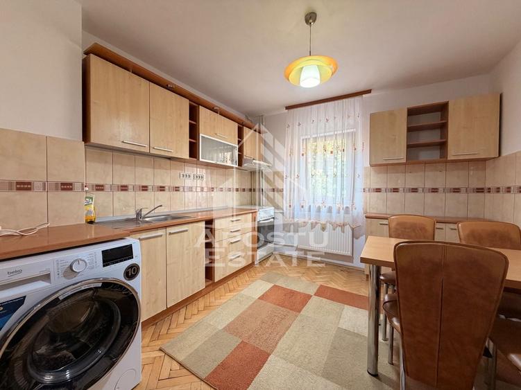 Apartament cu 2 camere semidecomandat, mobilat în Lugojului