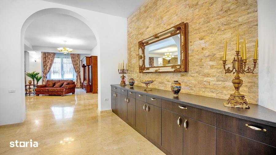Casă cu Teren 16500 Mp în Crizbav