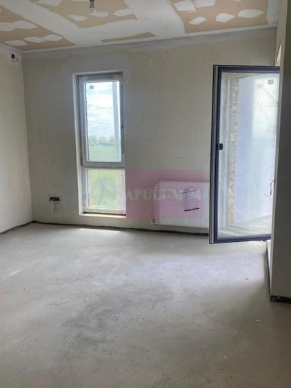 Casă individuală cu 4 camere cu Canalizare în Dimieni