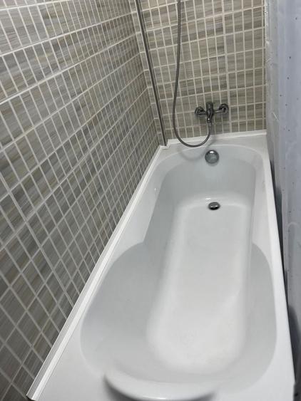 Apartament cu 2 camere decomandat în Palazu Mare