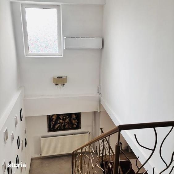 Apartament cu 4 camere în Central