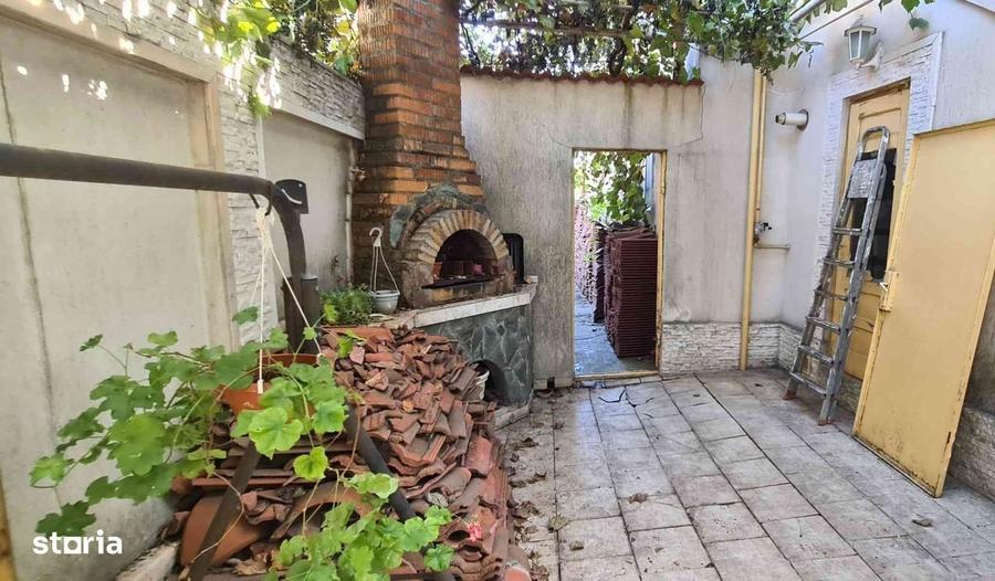 Casă cu 4 camere cu Teren 410 Mp în Anda
