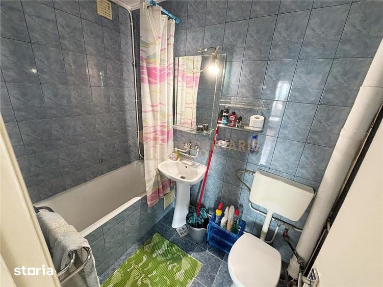 Apartament cu 2 camere decomandat în Traian