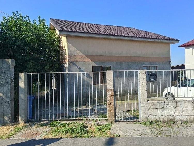 Casă cu 4 camere în Valu lui Traian