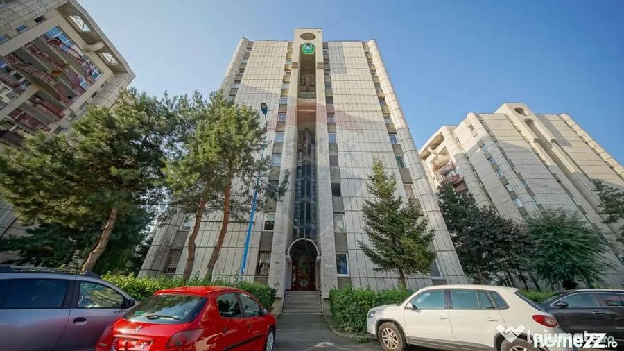 Apartament cu 3 camere decomandat în Griviței