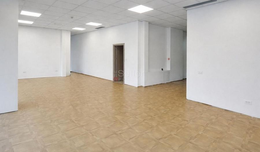 Spațiu comercial, de 134 mp, în Noua