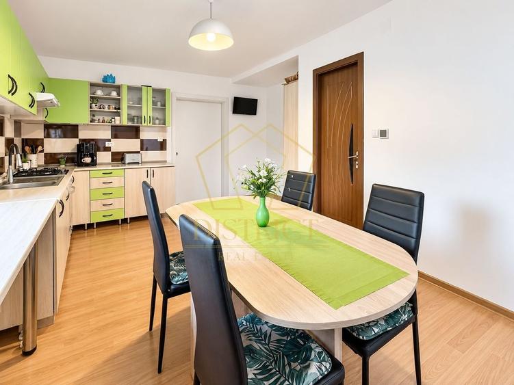 Duplex cu 4 camere cu Canalizare în Giroc