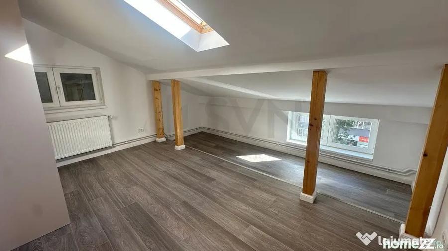 Apartament cu 4 camere decomandat în 1 Mai