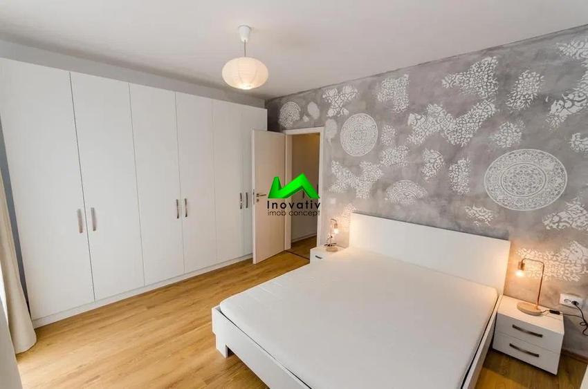 Apartament cu 3 camere decomandat, mobilat în Hipodrom 3