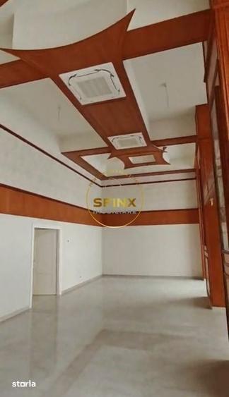 Spațiu comercial, de 90 mp, în Centrul Civic