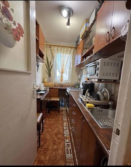Vand apartament 2 camere in zona Vlaicu-Fortuna. - 1