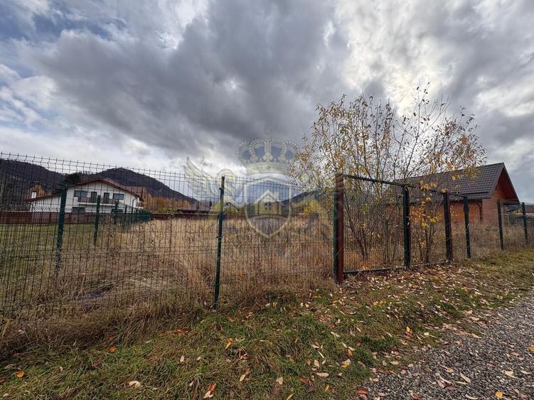 Teren Construcții intravilan de 1000 mp, în Central