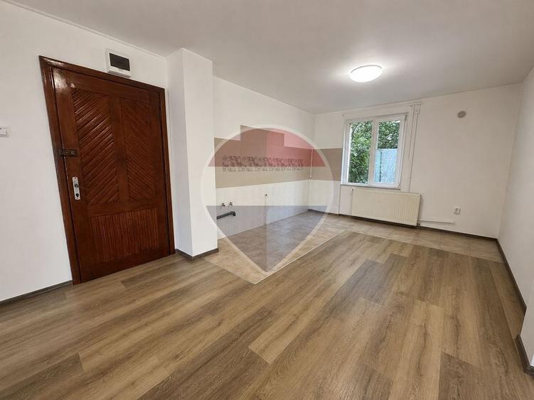 Spațiu comercial / Apartament de închiriat – 70 mp, Craiter, Brașov - 15